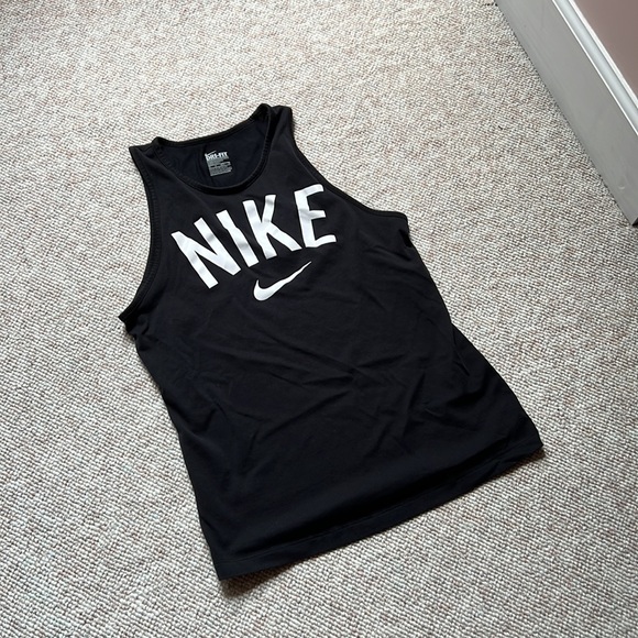 Nike Top - Picture 3 of 4